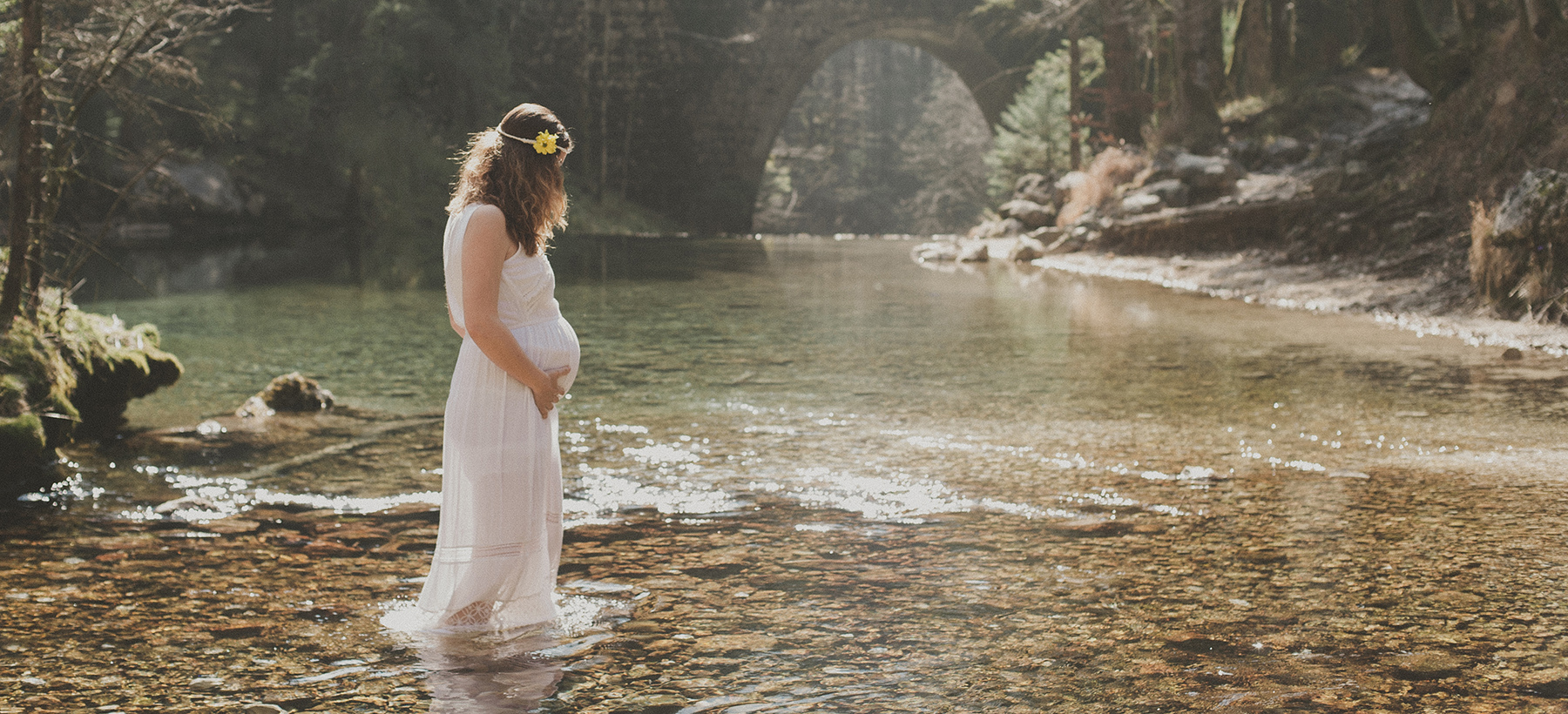 Pregnant outdoor photography.